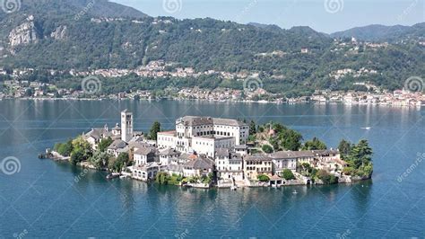 paesaggio monastico dell'Isola di San Giulio
