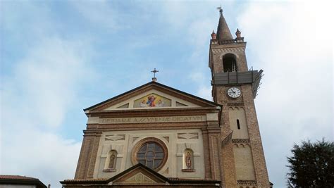 Veduta esterna della Chiesa di Santa Maria Assunta a Cislago