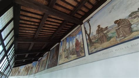 Affreschi all'interno del Corridoio delle Stimmate