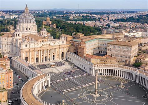 Foto del Vaticano in un momento di transizione o conclave