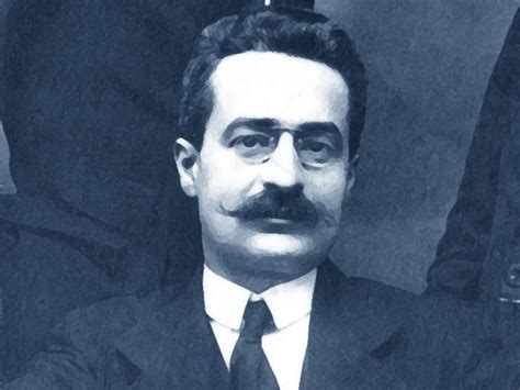 Ritratto di San Giuseppe Moscati in abiti da medico