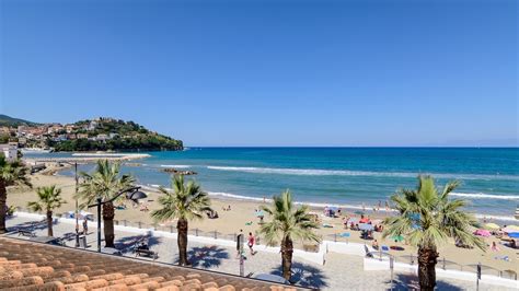vista panoramica dalla Punta di Agropoli verso il mare