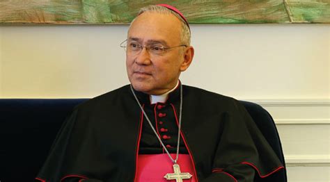 Foto ufficiale dell'Arcivescovo Edgar Peña Parra