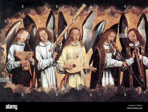 dipinto senese dell'Assunzione con Maria su nubi e angeli musicanti