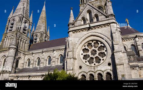 Vista esterna della Cattedrale di Mikkeli in stile neogotico