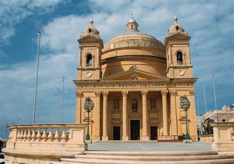 Foto esterna della Chiesa Parrocchiale di Stella Maris a Sliema