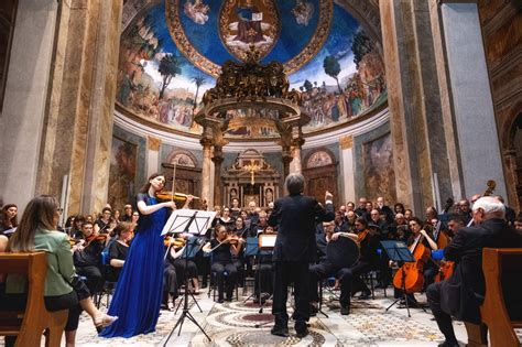 Un concerto in una chiesa storica