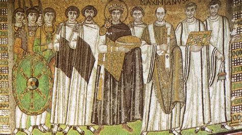 Mosaico dell'imperatore Giustiniano I e della sua corte
