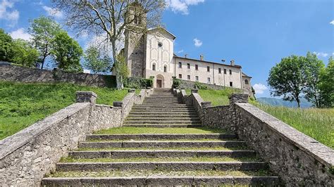 Veduta aerea del Santuario dei Santi Martiri Vittore e Corona e del parco