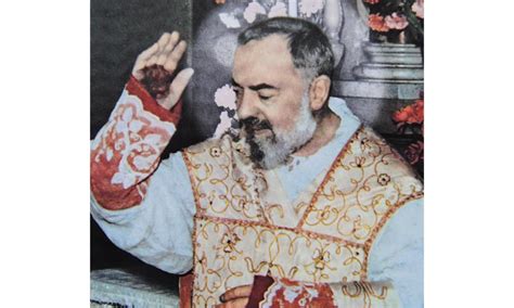 Caricatura di Padre Pio con mani bucate e soldi