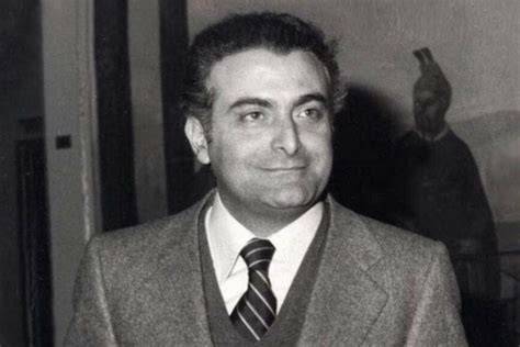 Foto storica in bianco e nero di Piersanti Mattarella