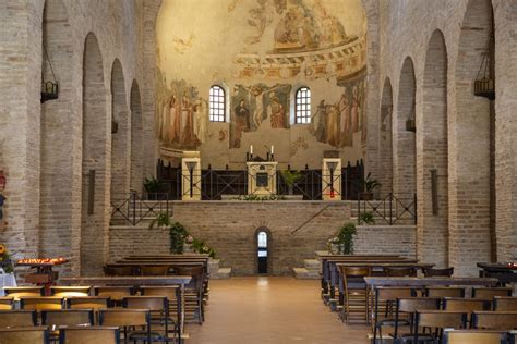 Esterno della Pieve di San Pietro in Sylvis a Bagnacavallo