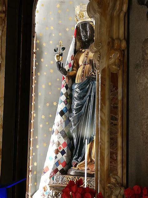 Icona della Madonna Nera del Santuario di Torre Annunziata