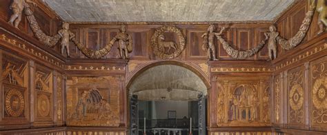 Dettaglio delle sculture in bosso e intarsi della Seconda Sagrestia