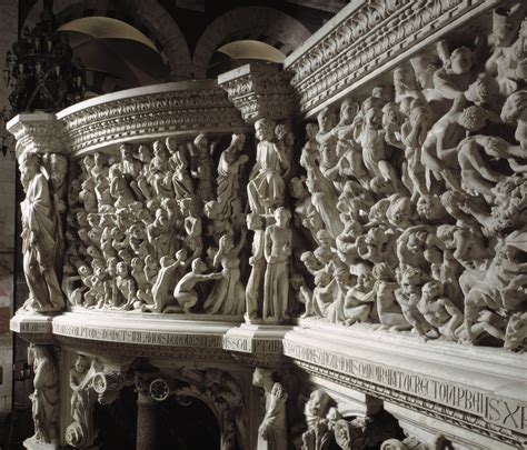 Dettaglio dell'Ancona lignea di Andrea Moranzone con il Cristo giudice