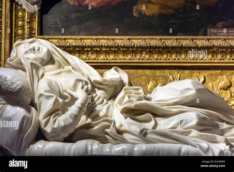 Scultura marmorea dell'Estasi della Beata Ludovica Albertoni di Gian Lorenzo Bernini