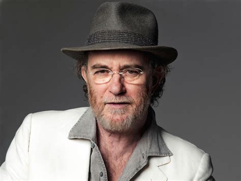 Francesco De Gregori pensieroso