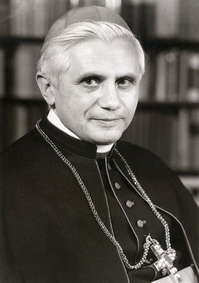 Vecchia foto del Cardinale Joseph Ratzinger