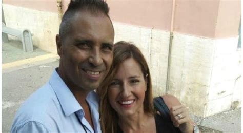 Foto di Rosario Ventura con la moglie Daniela e i due figli adolescenti