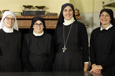 Foto di Ganascioni delle Suore, dolci tipici di Gubbio