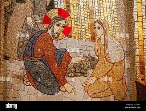 Illustrazione biblica di Gesù e la donna adultera, enfatizzando la compassione