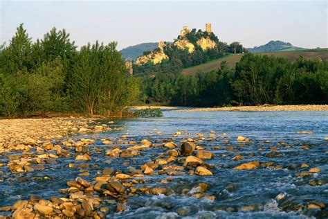 Panorama del Santuario di Saiano con il fiume Marecchia in primo piano