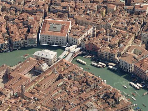 Mappa antica di Venezia con evidenziato il Fondaco dei Tedeschi e Campo SS. Apostoli