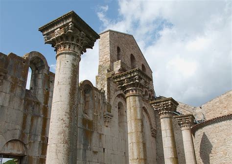dettaglio architettonico della Chiesa Incompiuta di Venosa