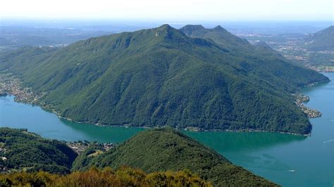 Ricostruzione artistica della laguna tropicale del Triassico Medio al Monte San Giorgio