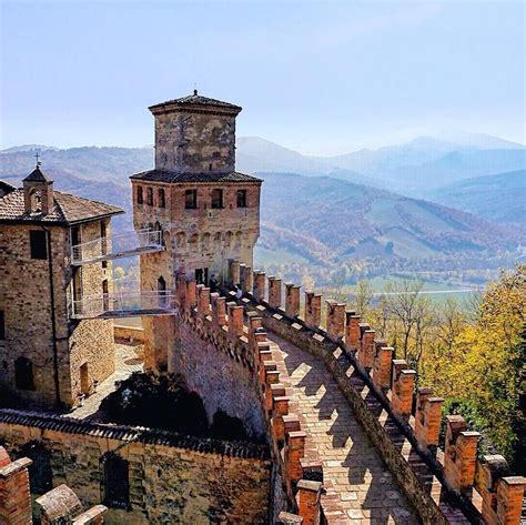 Scorcio del borgo medievale di Meride