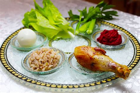 Tavola del Seder pasquale ebraico