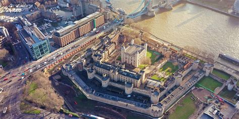 Vista interna della Torre di Londra dove fu imprigionato Filippo Howard
