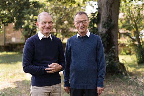 Foto di Frère Alois durante una celebrazione a Taizé