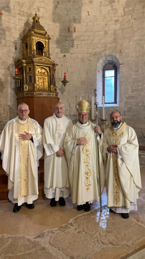 infografica sulle tipologie di incarichi pastorali (parroco, vicario, amministratore)