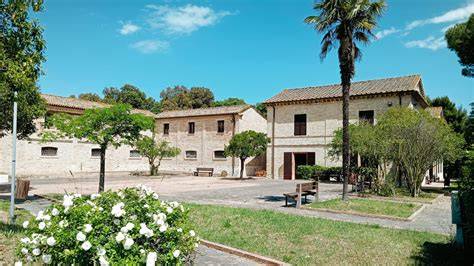 Esterno della Casa Famiglia San Leonardo di Metti, situata vicino alla chiesa