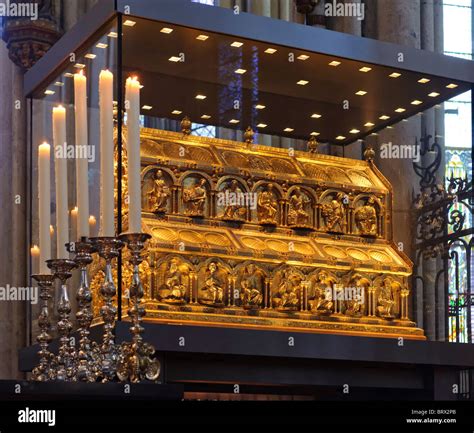 Foto dell'Arca dei Magi nella Cattedrale di Colonia