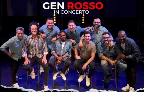Foto del gruppo Gen Rosso in concerto o in posa