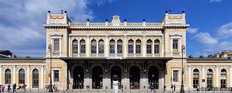 Ricostruzione grafica del ritrovamento della pistola alla stazione di Trieste