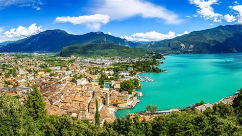 Mappa panoramica delle località di Storo, Lodrone e dei laghi circostanti (Idro e Garda)