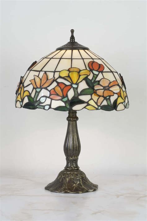 Lampada Tiffany con vetri cattedrali