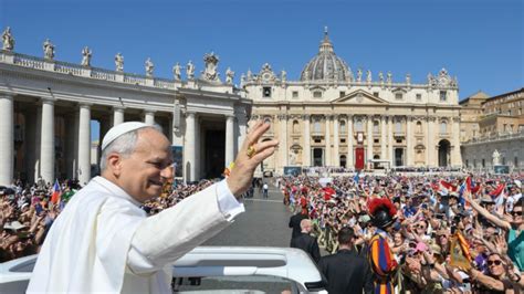 Foto di Mons. Tadeusz Kondrusiewicz durante una celebrazione liturgica