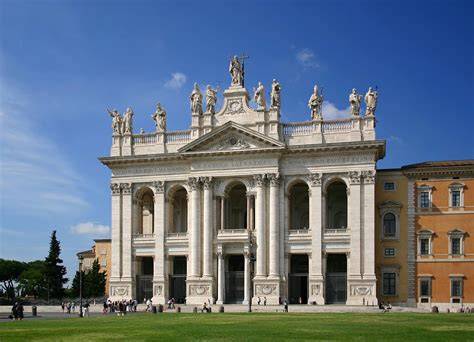 Facciata della Basilica di San Giovanni in Laterano