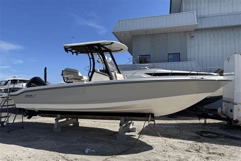 Foto tecnica del Boston Whaler utilizzato per le battute di pesca d'altura