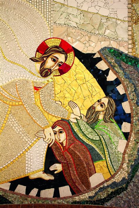 Mosaici di Marko Rupnik a Lourdes o Fatima