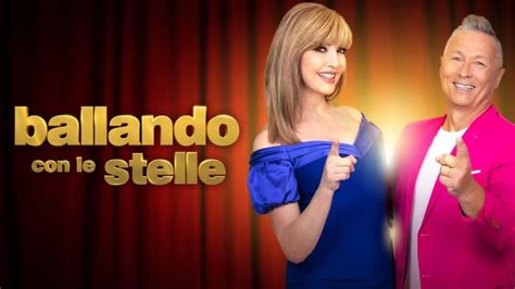 Milly Carlucci in studio a Ballando con le Stelle