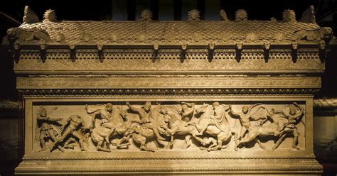 Foto ravvicinata del Sarcofago Romanos