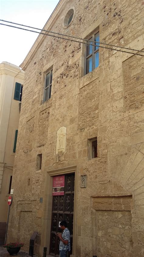 Esterno dell'Ex Oratorio del Rosario ad Alghero, ora Museo Diocesano