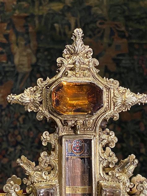 Stauroteca contenente la reliquia della Vera Croce
