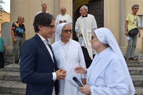 Ritratto di San Gaetano Catanoso con simbolo del Volto Santo