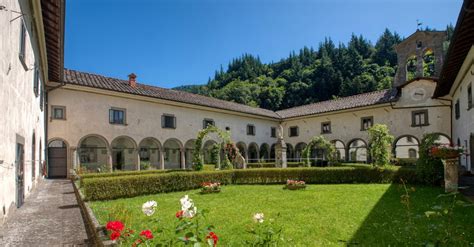 Antichi strumenti conservati nella Farmacia del Monastero di Camaldoli